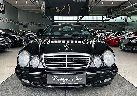 Mercedes-Benz CLK 230 K. AVANTGARDE AUTOMATIK LEDER GRAU TOP!