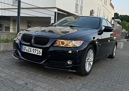 BMW 320i 320