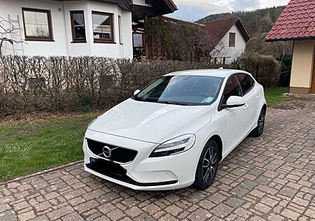 Volvo V40 T2 Momentum