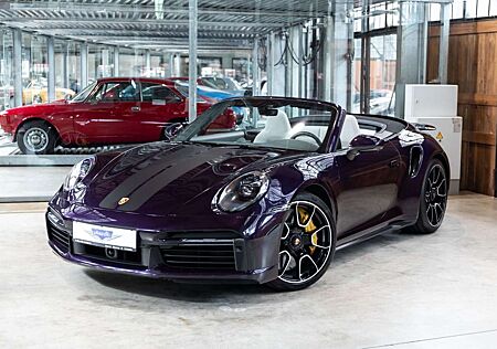 Porsche 992 Turbo S Cabriolet | Viola Metallic