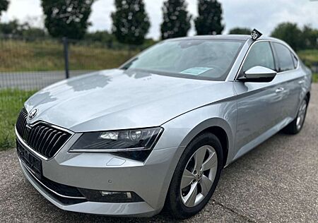 Skoda Superb Lim. *ACC*GARANTIE*PANO*PDC