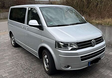 VW T5 Multivan Volkswagen Multivan DSG 4MOTION Highline