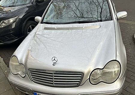 Mercedes-Benz C 200 Kompressor Elegance