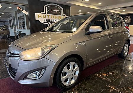 Hyundai i20 Trend AUTOMATIK!! KLIMA/LED/ALU/ 89 TKM!!