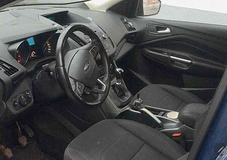 Ford Kuga 1.5 EcoBoost 2x4 Trend