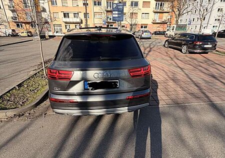 Audi Q7 50 TDI quattro tiptronic
