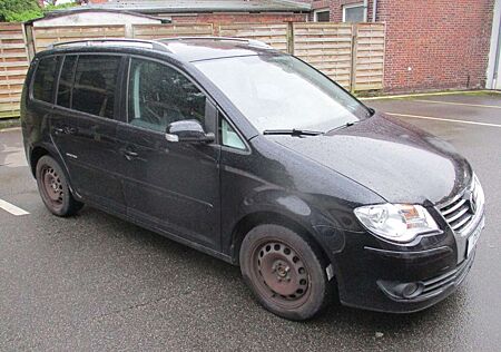 VW Touran Volkswagen 1.9 TDI "Highline" DSG - NAVI-PDC-GRA-Li
