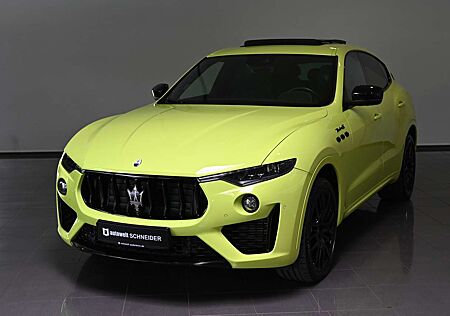 Maserati Levante Modena S Sonderlack Pano ACC B&O 21 Zoll