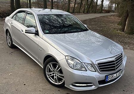 Mercedes-Benz E 200 CDI DPF BlueEFFICIENCY 7G-TRONIC Avantgarde