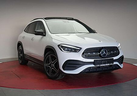 Mercedes-Benz GLA 200 7G-DCT AMG Navi/Distronic/Kamera/Pano/La