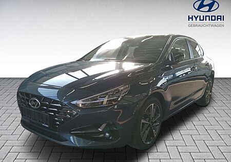 Hyundai i30 Fastback 1.5T Edition 30 PLUS LED Navi el.SD