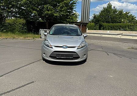 Ford Fiesta 5-Türer 1.25 Titanium