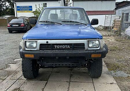 Toyota Hilux 4x4