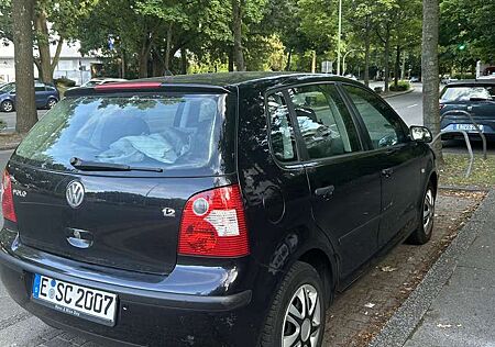 VW Polo Volkswagen Basis