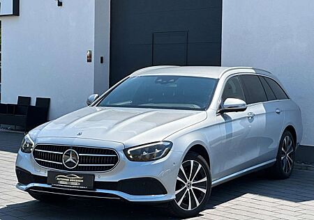 Mercedes-Benz E 300 d 4Matic*AVANTGARDE*1HD*WIDE*360°MASSAGE*
