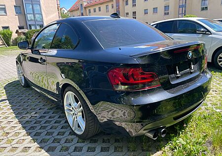 BMW 135i 135 Coupe Aut. Edition Sport Vollausstattung