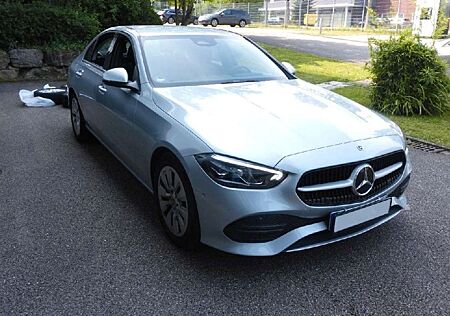 Mercedes-Benz C 200 d Lim. Business Infotain.HighEnd 18" AMG