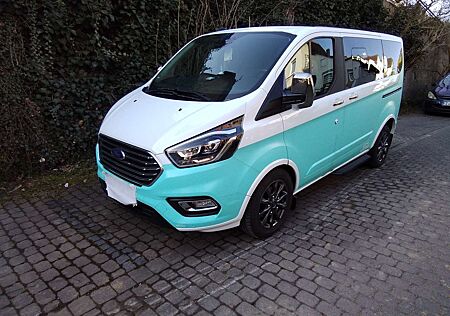 Ford Tourneo Custom 320 L1H1 VA MH Titanium
