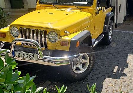 Jeep Wrangler 2.5 Sport