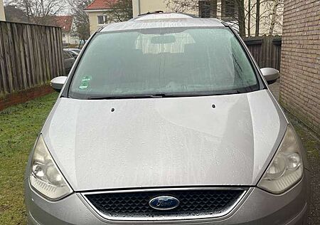 Ford Galaxy 2.0 TDCi DPF Ambiente