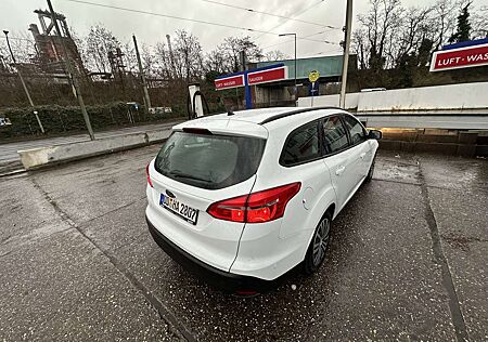 Ford Focus Turnier 1.5 TDCi ECOnetic 88g Start-Stopp-Sy Trend