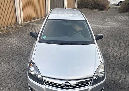 Opel Astra Selection "110 Jahre"