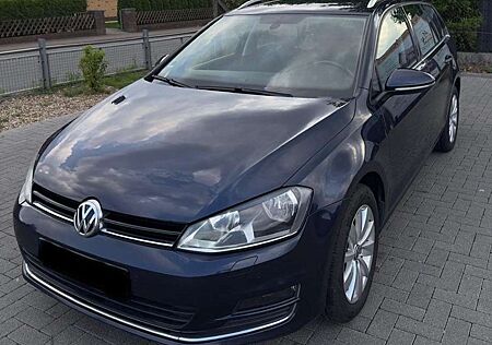VW Golf Volkswagen 1.6 TDI BlueMotion