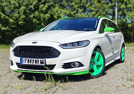 Ford Mondeo Turnier 2.0 EcoBoost Start-Stopp Autom. Titanium