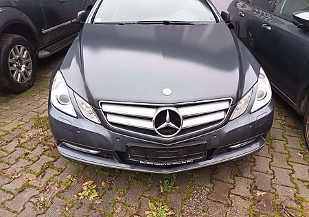 Mercedes-Benz E 220 CDI BlueEfficiency E -Klasse Coupe (BM 207)