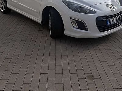 Peugeot 308 HDi FAP 165 Automatik Allure