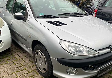 Peugeot 206 1.4 75 HU&AU 04-2026!