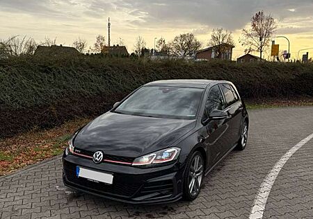 VW Golf GTI Volkswagen Golf 7 2,0 GTIBM 169TSI D6F