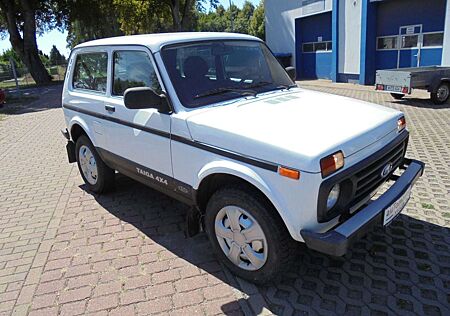 Lada Taiga Lada 4x4 AHK