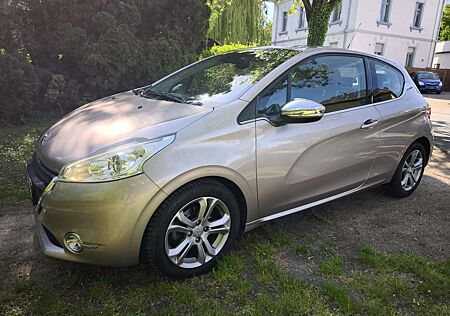Peugeot 208 82 VTI Active