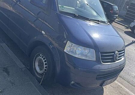 VW T5 Multivan Volkswagen Comfortline Autm.