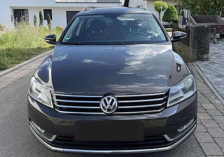 VW Passat Variant gebraucht kaufen VW Passat Variant Volkswagen Passat 2.0 TDI DSG (140 PS) – EZ 07/2012