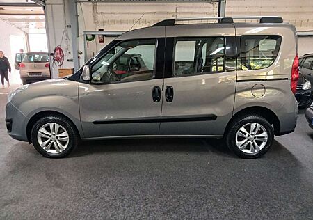 Opel Combo D L1H1 7SITZER KLIMAAUT TUV SERV NEU