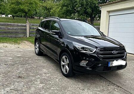 Ford Kuga 1.5 EcoBoost 4x4 Aut. ST-Line