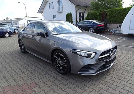 Mercedes-Benz A 180 AMG Line, Night Paket, Navi, LED, aktiver Parkassi