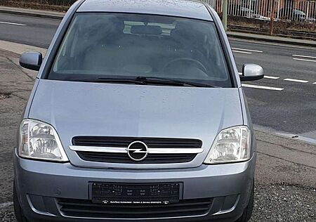 Opel Meriva 1.6 16V Easytronic.Sitzheizung.Parkhilfe.