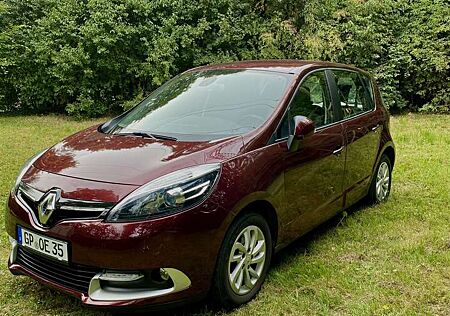 Renault Scenic dCi 110 EDC Paris