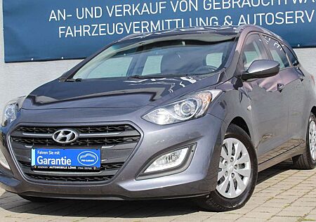 Hyundai i30 blue Kombi 1.4 Classic