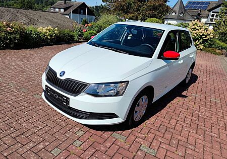 Skoda Fabia 1.2 TSI 90PS Active KLIMA TüV +Insp NEU