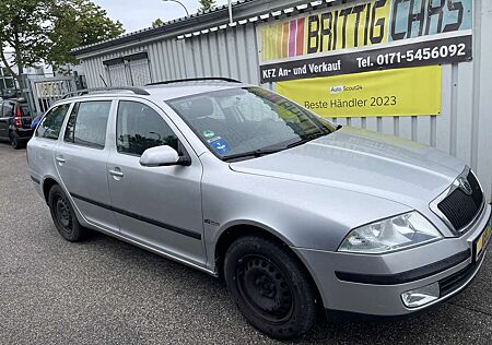 Skoda Octavia Combi 1.6 FSI Ambiente* Navi* Klima* AHK