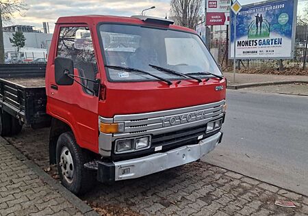 Toyota Hilux Dyna