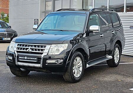 Mitsubishi Pajero 3.2 DI-D Top|SHD|AHK|Xenon|7Sitzer