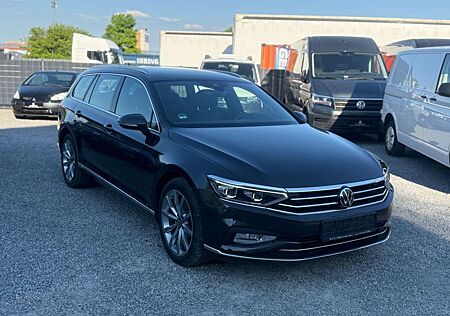 VW Passat Variant Volkswagen Elegance