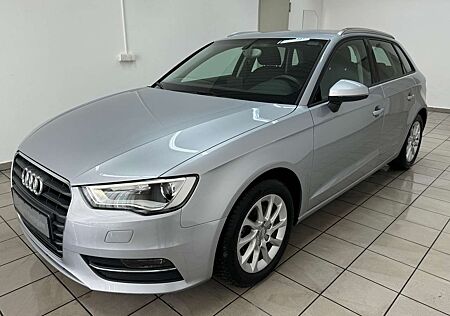 Audi A3 Sportback 1.4 TFSI Attraction Aut. Xenon Navi