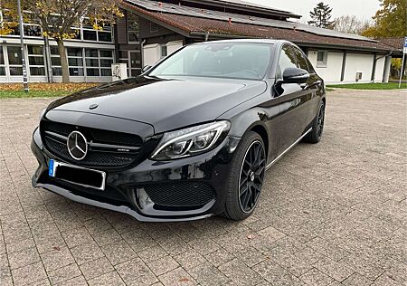 Mercedes-Benz C 400 4Matic AMG line