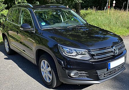 VW Tiguan Volkswagen 2.0 TSI 4M DSG*Pano*Sitzh*Navi*Kamera